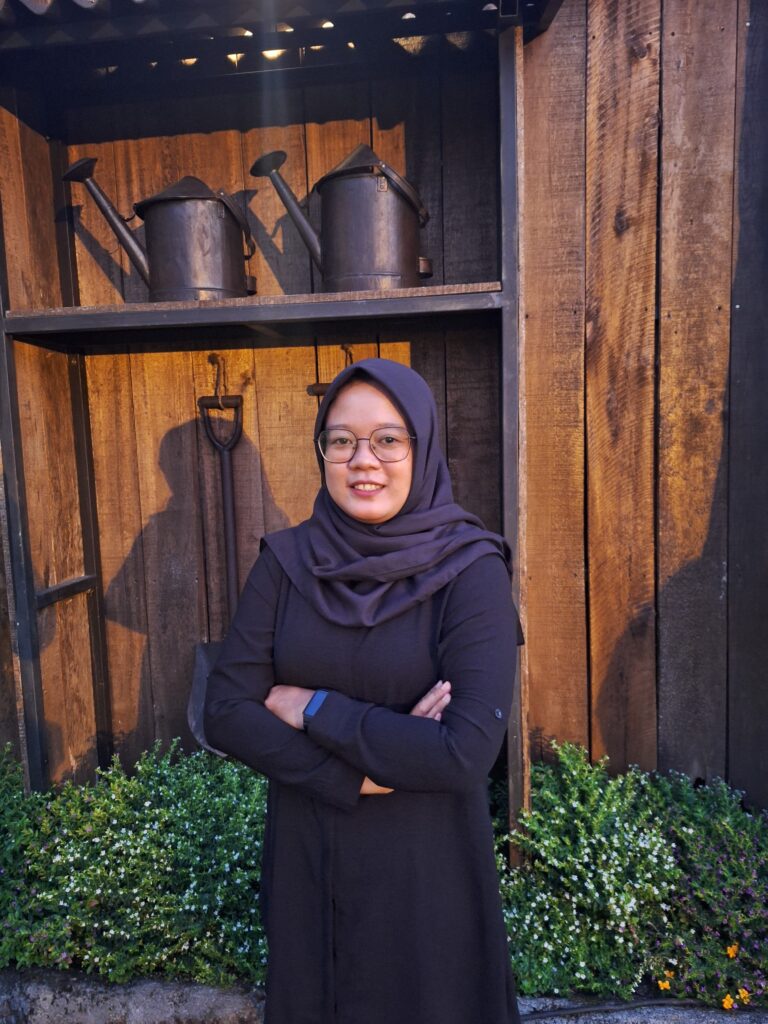 NISYA GALANG R.